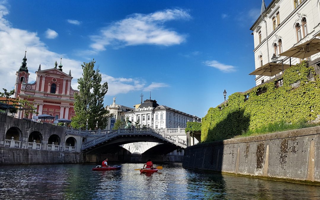 Pouk na daljavo – Life in Slovenia